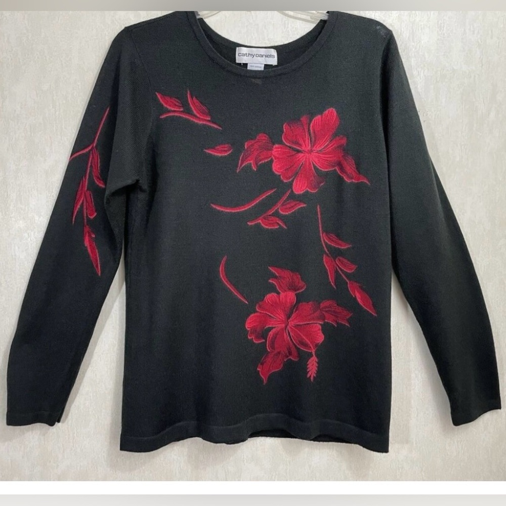 Cathy Daniel’s Women's Top NWT